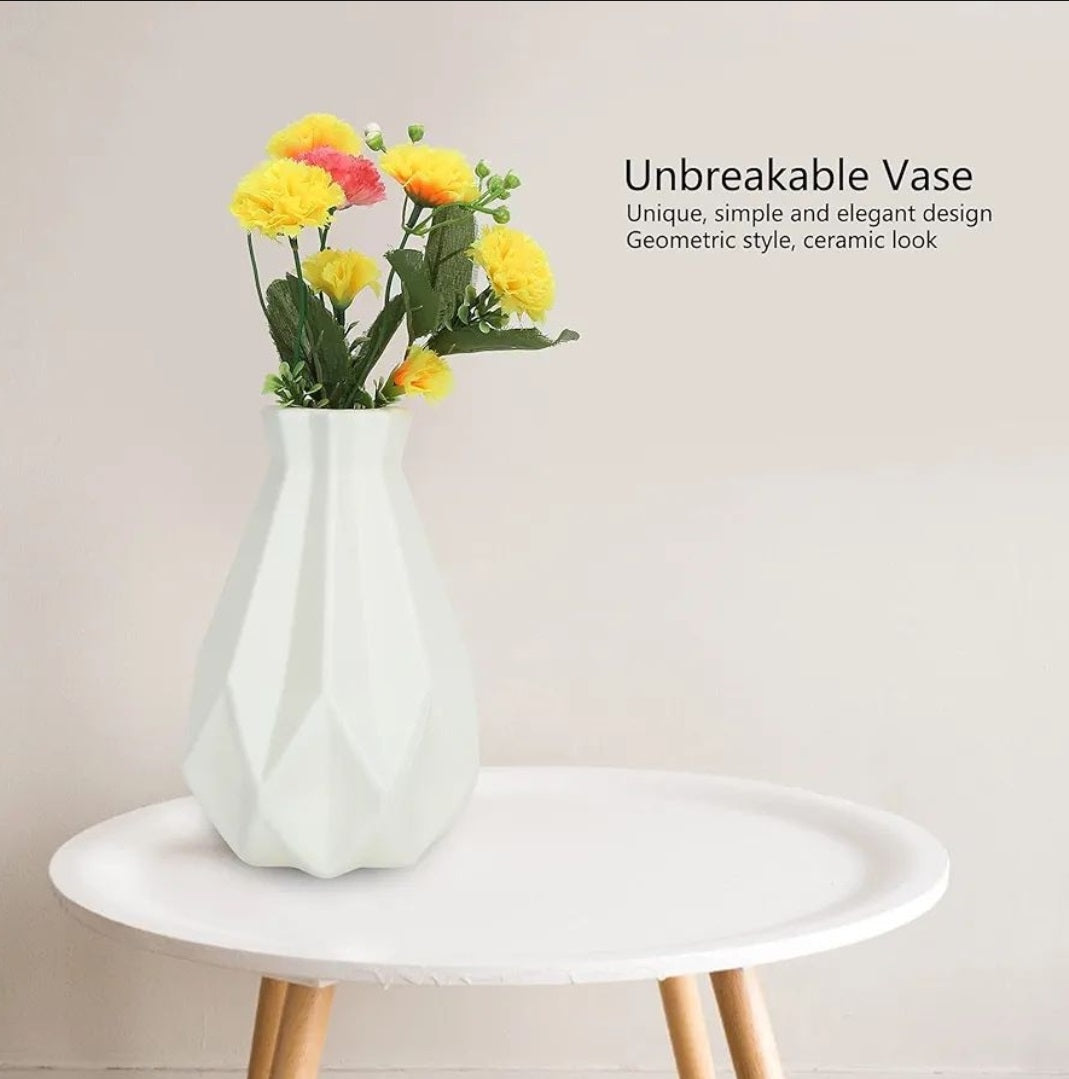 Arezo Vase