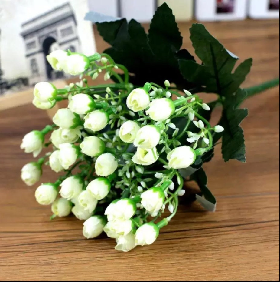 White Rosebud Flower Bunch