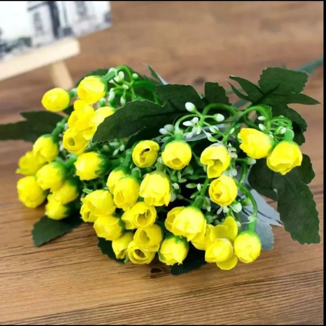 Yellow Rosebud Flower Bunch