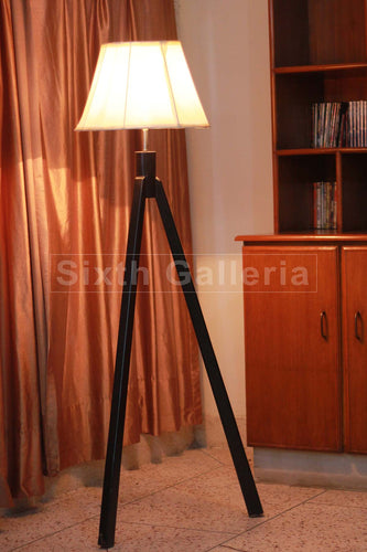 Pegasas Tripod Floor Lamp