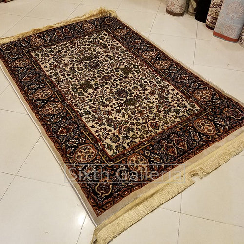 Silk Rug 48