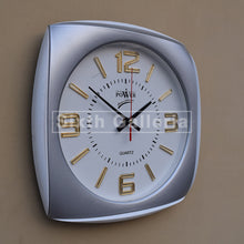 Fera Clock Silver White